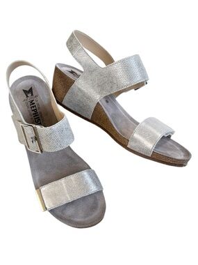 EUC Mephisto Leather Morgana 2 Strap Low Wedge Sandals Silver Size 9 Retail $275
